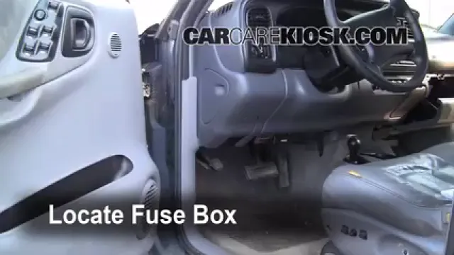 1999 Dodge Durango SLT 5.9L V8 Fusible (interior) Cambio